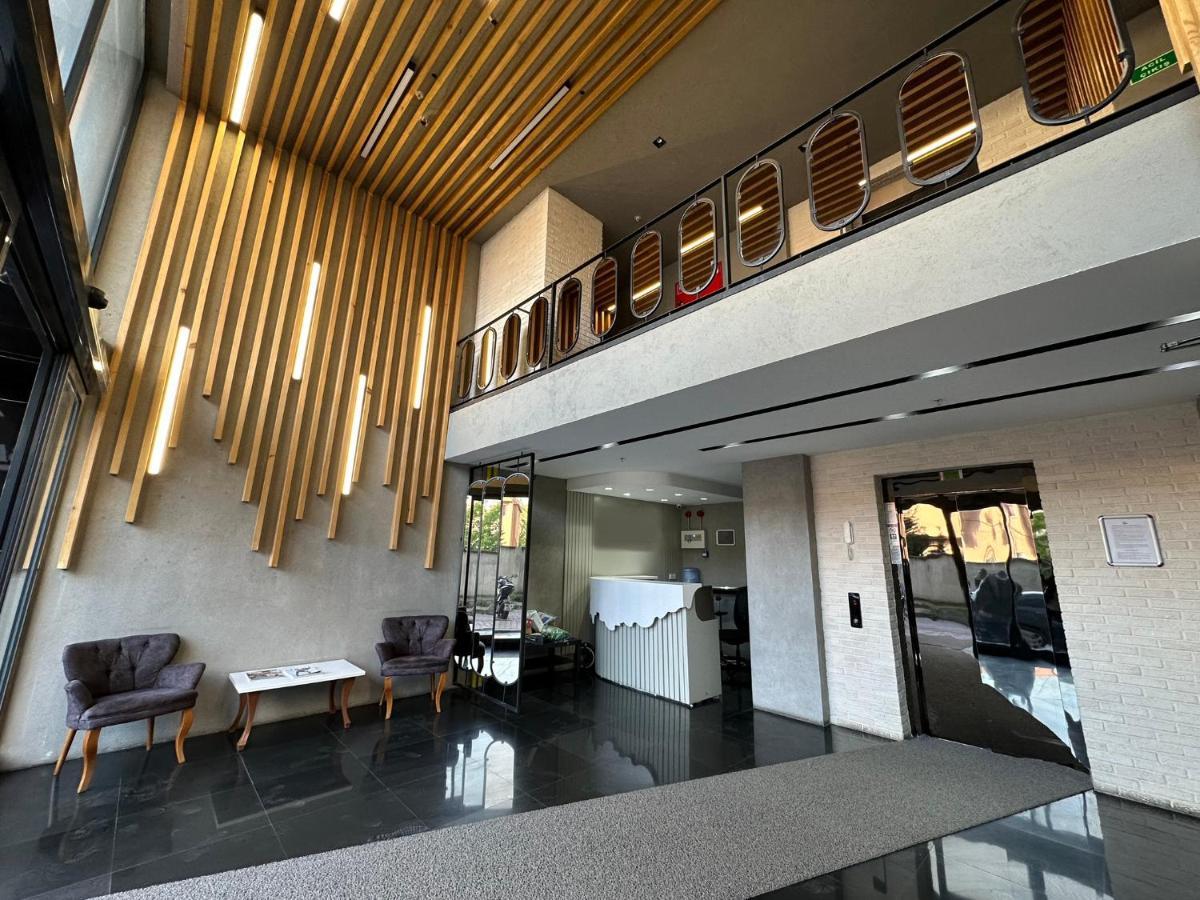 اسطنبول Sisli Modern Residence, 2 Bedroom Apartments, 250M Metro Station المظهر الخارجي الصورة