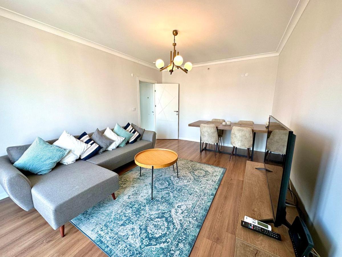 اسطنبول Sisli Modern Residence, 2 Bedroom Apartments, 250M Metro Station المظهر الخارجي الصورة