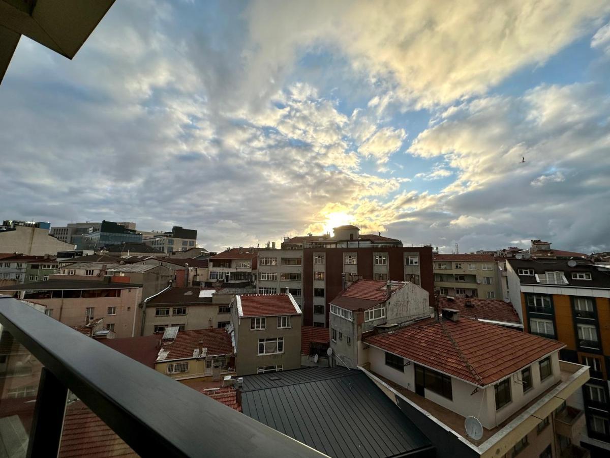 اسطنبول Sisli Modern Residence, 2 Bedroom Apartments, 250M Metro Station المظهر الخارجي الصورة