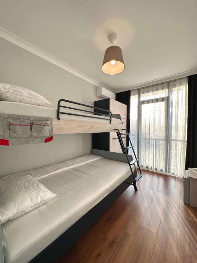 اسطنبول Sisli Modern Residence, 2 Bedroom Apartments, 250M Metro Station المظهر الخارجي الصورة