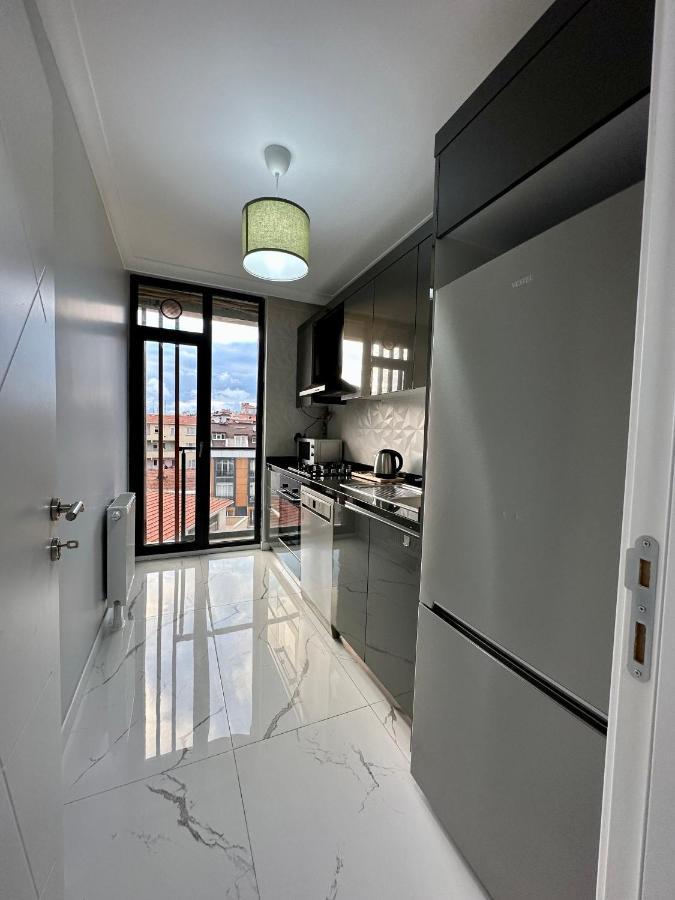 اسطنبول Sisli Modern Residence, 2 Bedroom Apartments, 250M Metro Station المظهر الخارجي الصورة
